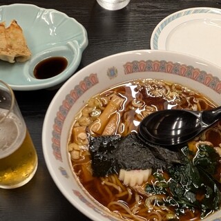 月見茶屋