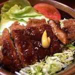 Shinohachi - ソースかつ丼（ランチ）　丼アップ