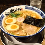 らーめん くじら軒 - らーめん味玉入り