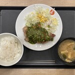 松屋 - 料理写真:2026.05.31 (日) 【期間限定】 チミチュリソース厚切りポークグリル定食 1280円(税込)
