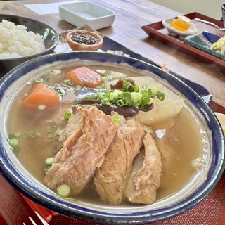 いりくんやぁ ソーキ亭_1
