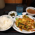 Hidakaya - バクダン炒め定食670円(クーポンでライス大盛)