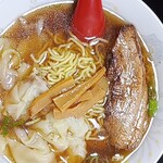 きりん飯店 - ワンタン麺