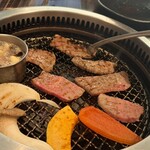 焼肉 但馬屋 - 