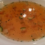 ラ ブラスリー - 2015 03 野菜をたっぷり加えたチキンコンソメ