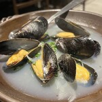 バル酒場 鉄板 - 