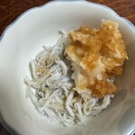 魚吉 - シラスおろし