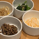 ビーフキッチン - ナムル盛り合わせ