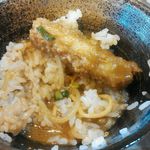 まろ亭 - 最後に、ご飯に！これ最高！