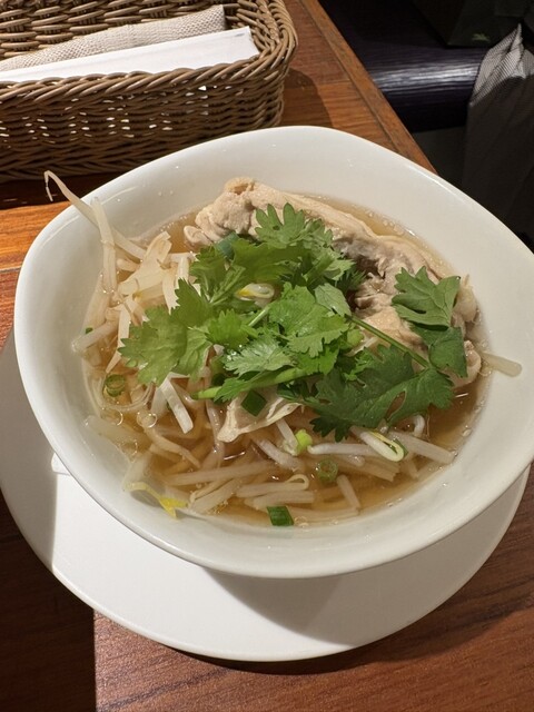 サイアム セラドン 新宿タカシマヤ店 （【旧店名】ブルーロータス 