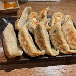 肉汁餃子のダンダダン - 肉汁焼餃子(実際は2枚 12個です)
