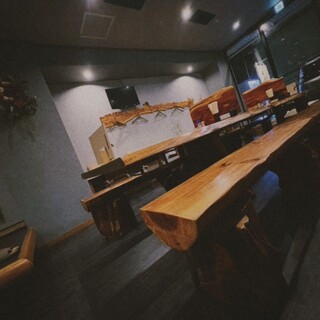 テーブル席2名様〜4名様用