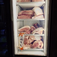 近江うし焼肉 にくTATSU 日本橋室町店 - 