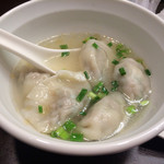 菜香餃子房 - スープ餃子（400円）