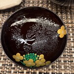 菜のはな - 蓋の内側には菜の花の塗りが