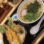 能古うどん - 料理写真: