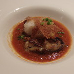 リストランテ サクラ - 2015.3　お魚とスープとカリカリパンを一緒に食べると♪♪♪　手前は牡蠣