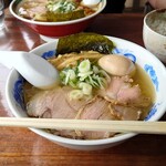 貝だし地鶏中華そば あん藤えのしま - 料理写真:貝だしラーメン（トリュフ煮卵トッピング）