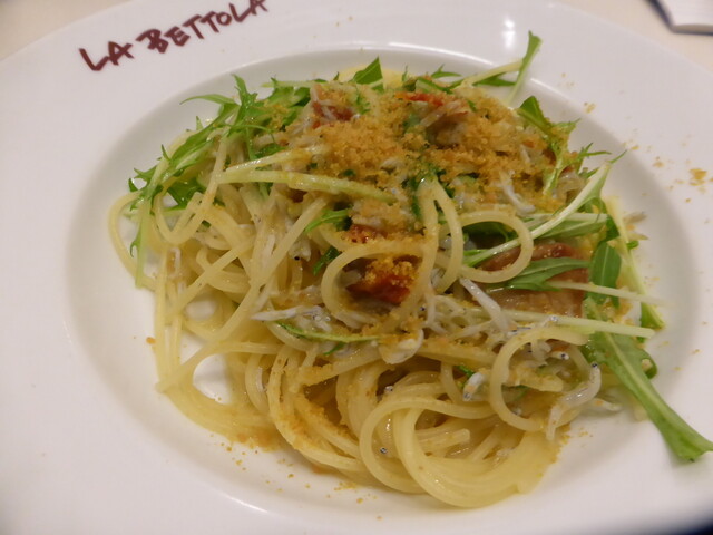 ここはまだ落合さんの店だなあと実感できます 味も値段も落合イズムのまま By 行列のできる ラ ベットラ ダ オチアイ La Bettola Da Ochiai 宝町 イタリアン 食べログ