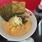 ラーメンショップ〇化 - 料理写真:朝ラー500円に海苔トッピング