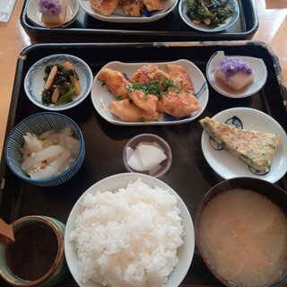 口コミ一覧 : ごはんや ももんち - 花隈/食堂 [食べログ]