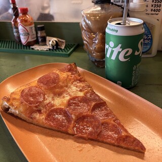 口コミ一覧 : 045ピザマイロ （pizza MYRO） - 石川町/ピザ [食べログ]