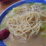 363079780 - 麺のアップ