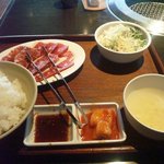 焼肉と夜景 醍醐 - 焼肉定食980円