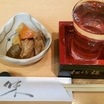 まつむろ - 浅間山吟醸
            お通し(筑前煮)