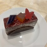 ジャン=ポール・エヴァン - 料理写真:ねっとりとしたチョコレートケーキ