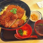 めでたいや - 大名ソースカツ丼（1650円）