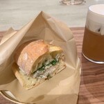 ブルーボトルコーヒー - 料理写真:SANDWICH さばポテト
