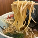 山岡家 - 料理写真:麺リフト