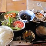 新和食 馳 - 日替わりランチ８９０円を注文 しました