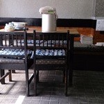 藪そば - テーブル席　