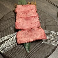 近江うし焼肉 にくTATSU 日本橋室町店 - 