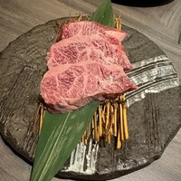 近江うし焼肉 にくTATSU 日本橋室町店 - 