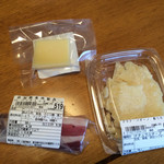 イータリー - パンチェッタ　グラナパダーノ　サービスのチーズ