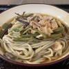 ふくいの山下商店 - 山菜の風味がほどよいアクセントになり、全体としてさっぱりとした味わい。なにより出汁の旨みが印象的。