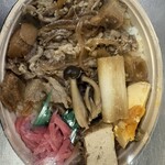 芝寿し - 料理写真:すき焼き弁当¥950