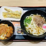 資さんうどん - 