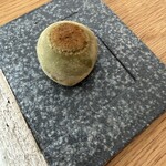 萬御菓子誂處 樫舎 - 草餅