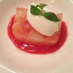 オー グー ドゥ ジュール - 2種類のグレープフルーツのテリーヌ イチゴのソースで