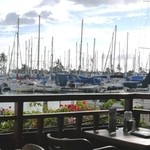 Chart House WAIKIKI - ヨットハーバーを眺めながら（夕日も見られる）