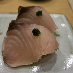 和歌山県産の鰆のたたき　一週間寝かし品