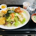 グリーン リッチ ホテル - 料理写真: