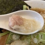 月徳飯店 - ワンタン