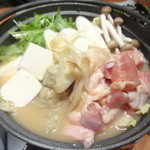 Uotami - 魚民流鶏ごぼう鍋。