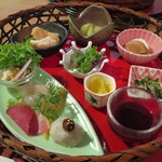 大和と世界の野菜コース：前菜篭盛り