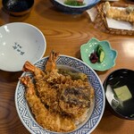 のれんと味 だるま料理店 - 